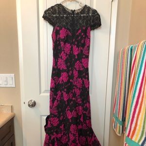 Tadashi Soji Dress size 2